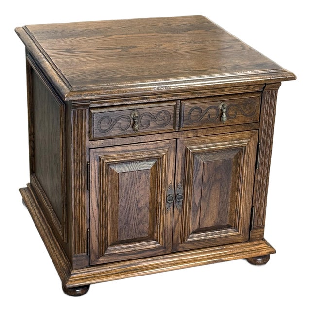 Vintage Ethan Allen Royal Charter Nightstand/End Table For Sale