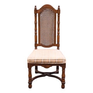 Thomasville Furniture Kenilworth Collection Solid Oak English Tudor Style Dining Side Chair 860-99 For Sale