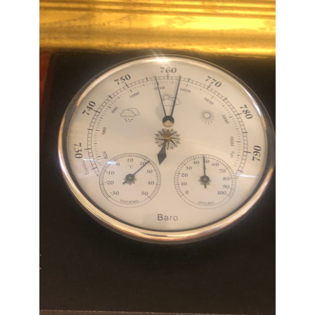Vintage Round 3-in-1 Weather Station – Barometer, Thermometer & Hygrometer For Sale - Image 4 of 9