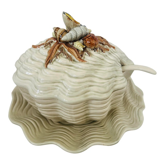 Fitz & Floyd "Shell" Soup Tureen W/Lid, Laddle, & Underplate a Set For Sale