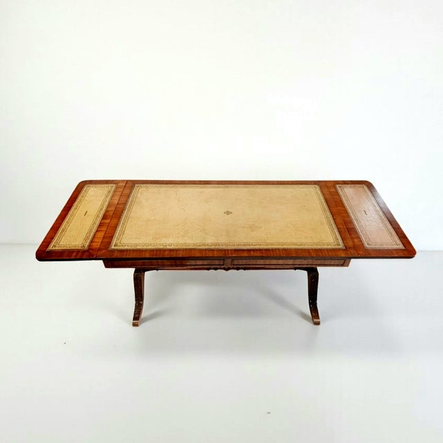 Brown Large Vintage Extendable Coffee Table in Mahogany and Green Leather from Bevan Funnell Ltd., 1970s For Sale - Image 8 of 8