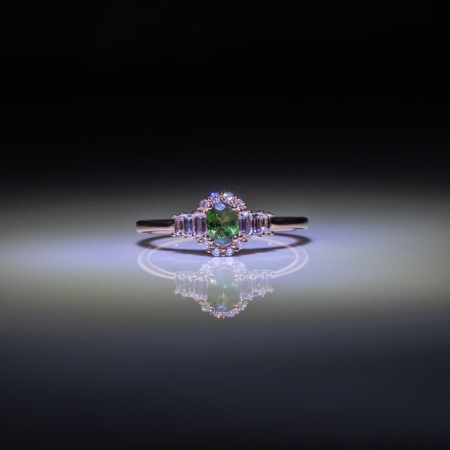 Metal Alexandrite Ring With Earth-Mined Diamond Accents in Solid 14k Gold, Oval 5x4mm For Sale - Image 7 of 12