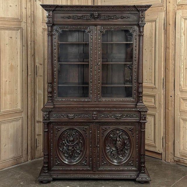 Renaissance 19th Century French Hand-Carved Oak Hunt-Style Bookcase ~ Bibliotheque For Sale - Image 3 of 18