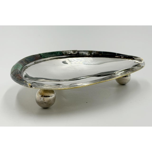1960s 1960s Los Castillo Taxco Silver Plate Tripod Catchall With Lapis & Azurite Stone Inlay For Sale - Image 5 of 18