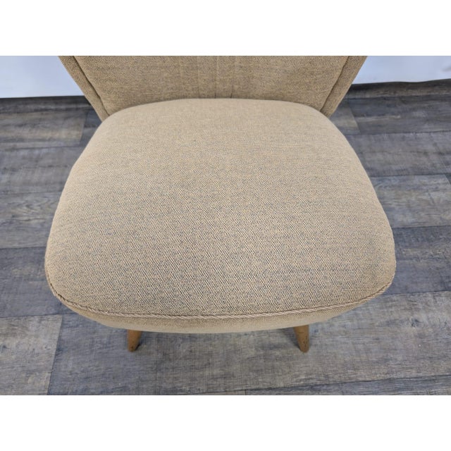 Vintage Club Armchair in Beige Fabric, 1960s For Sale - Image 13 of 15