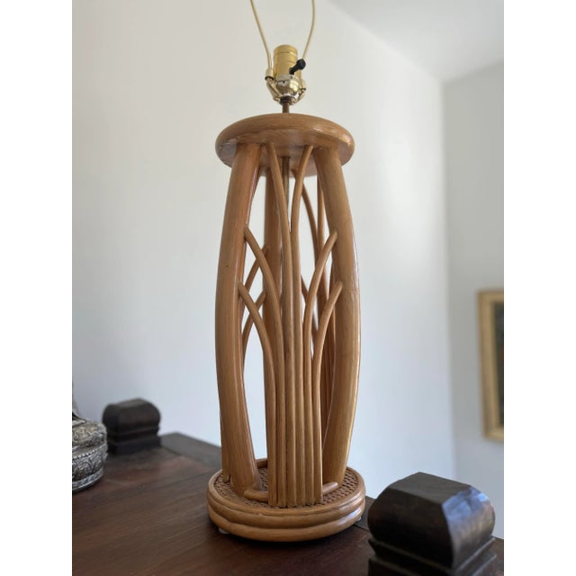 1970s Coastal Bent Bamboo Sculptural Table Lamp For Sale In Houston - Image 6 of 8