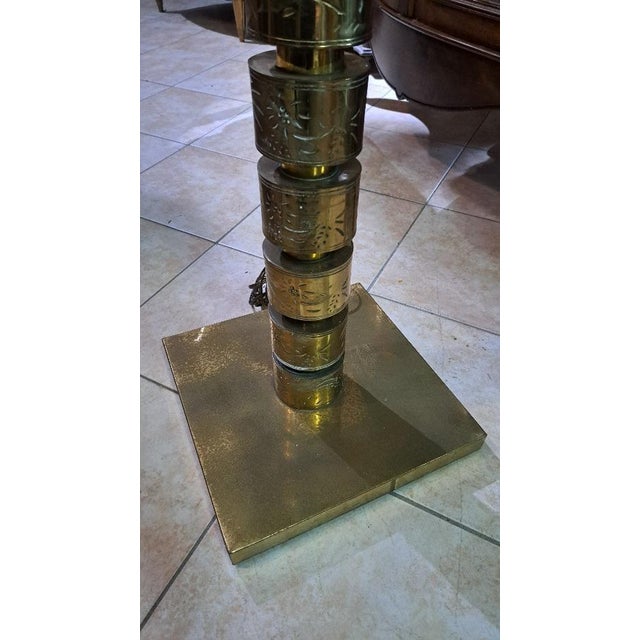 Modern Table Lamp in Brass For Sale - Image 4 of 7