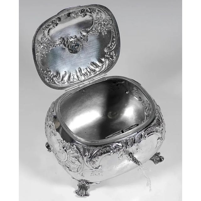 Art Nouveau Silver Sugar Box attributed to Joaef B. Gedlitzkas Sons, Vienna, 1900s For Sale - Image 5 of 7