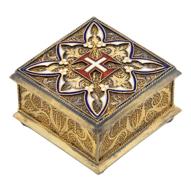 Silver Box in Gold Filigree Mesh For Sale