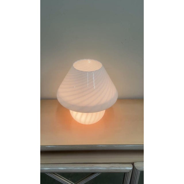 Vintage Italian White Swirl Glass Mushroom Lamp, 1970 For Sale - Image 15 of 16