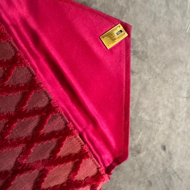 1970s Red Velvet and Silk Clutch Bag by Roberta Di Camerino For Sale - Image 12 of 13