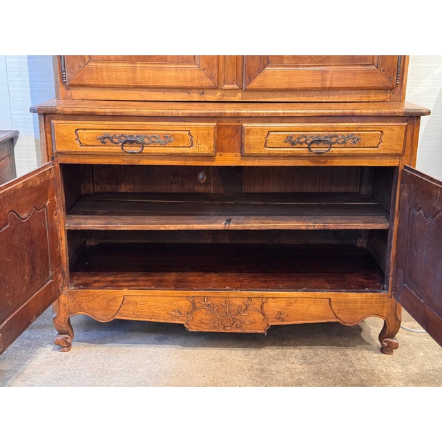 French Provincial Cabinet With Carved Detail For Sale - Image 9 of 17