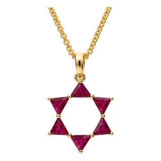 Ruby Star of David 18k Gold Pendant Necklace For Sale