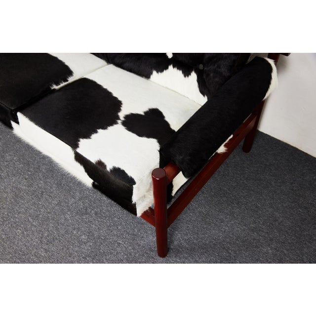 Turiguanó Sofa in Mahogany and Cowhide by Gonzalo Córdoba for DUJO, Havana, 1959 For Sale - Image 12 of 18