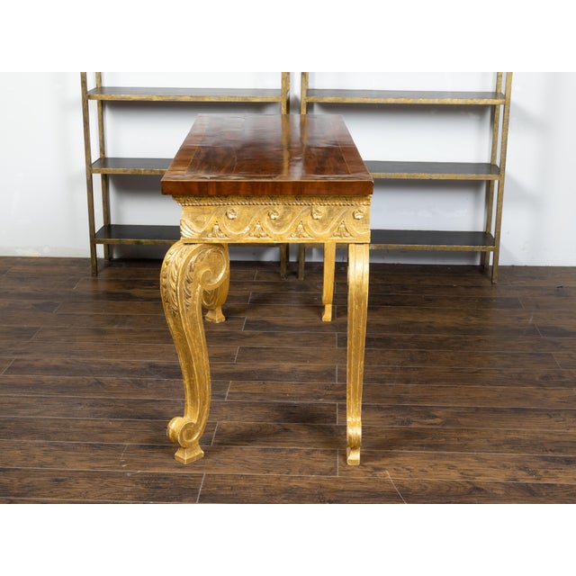 English 1800s Giltwood Console Table with Mahogany Top and Vitruvian Scrolls For Sale - Image 12 of 12