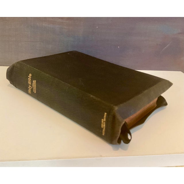 An elegant Oxford Self‑Pronouncing Holy Bible, S.S. Teacher’s Edition, printed in 1901 by Oxford University Press under...