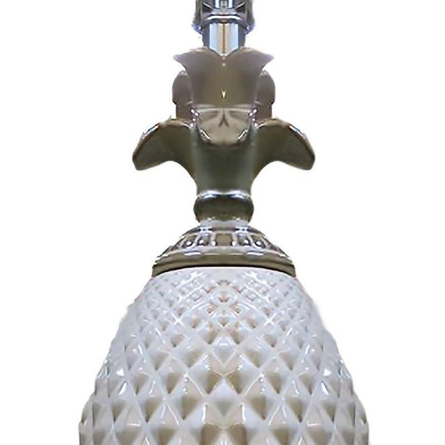 Mid 20th Century Mid-Century Modern White Ceramic Pineapple Pedestal Lamp - Single For Sale In Los Angeles - Image 6 of 10