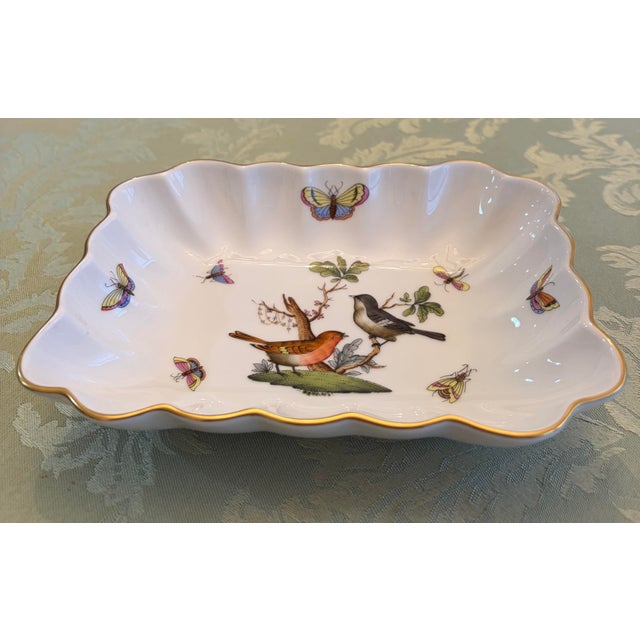 Illustration Mid 20th Century Herend Rothschild Scalloped Edge Nut Dish For Sale - Image 3 of 5