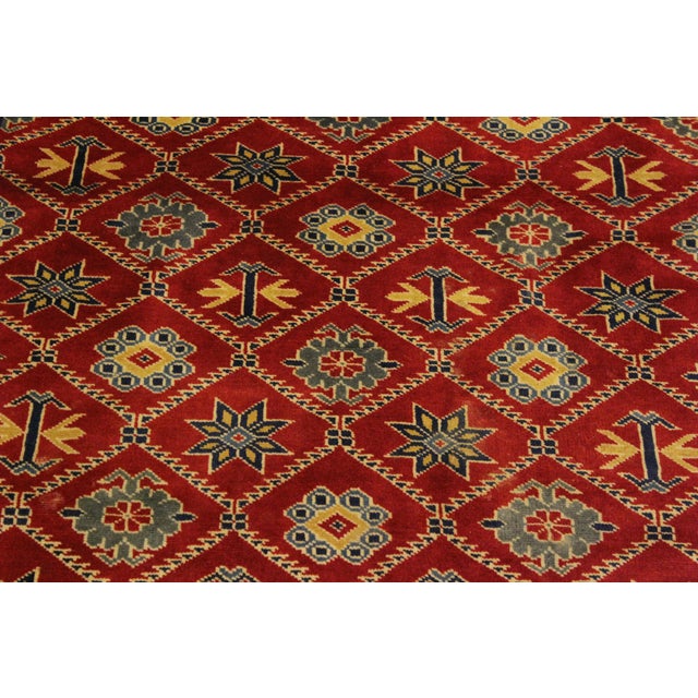 1980s Shabby Chic Shirwan Red/Gray Wool Rug - 4'3''x5'11'' For Sale - Image 5 of 10