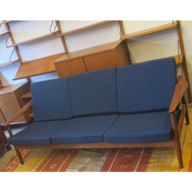 Mid-Century Modern FD 164 Three-Seater Teak Sofa by Arne Vodder for France and Sohn, Denmark, 1960s For Sale - Image 3 of 9