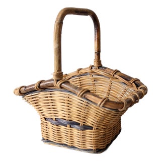 Vintage Gathering Basket With Handle For Sale
