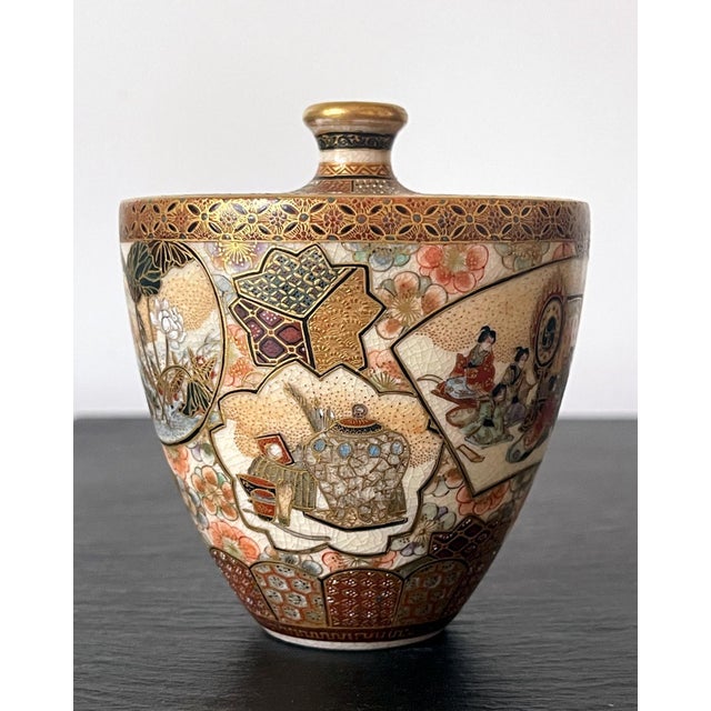 Late 19th Century Fine and Rare Miniature Satsuma Vase by Taizan Yohei For Sale - Image 5 of 17