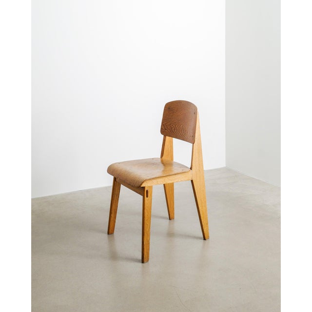 Jean Prouvé Early Mid-Century Modern French Wooden Tout Bois Wooden Dining Chair from Jean Prouvé, 1941 For Sale - Image 4 of 8