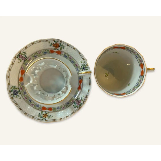 1940s 1940s Herend Trembleuse Cup and Saucer in Indian Basket Pattern- 2 Pieces For Sale - Image 5 of 9