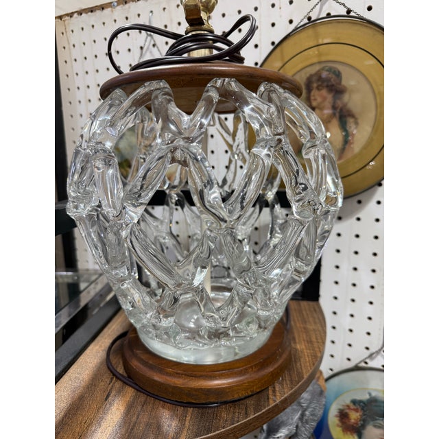 Vintage Murano Interaccio Glass Centerpiece By Barovier e Toso Lamp Excellent condition no shade The Vintage Murano...