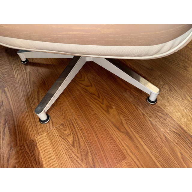 Eames White leather white Ash Lounge chair by Herman Miller 2014 Clean For Sale - Image 9 of 18