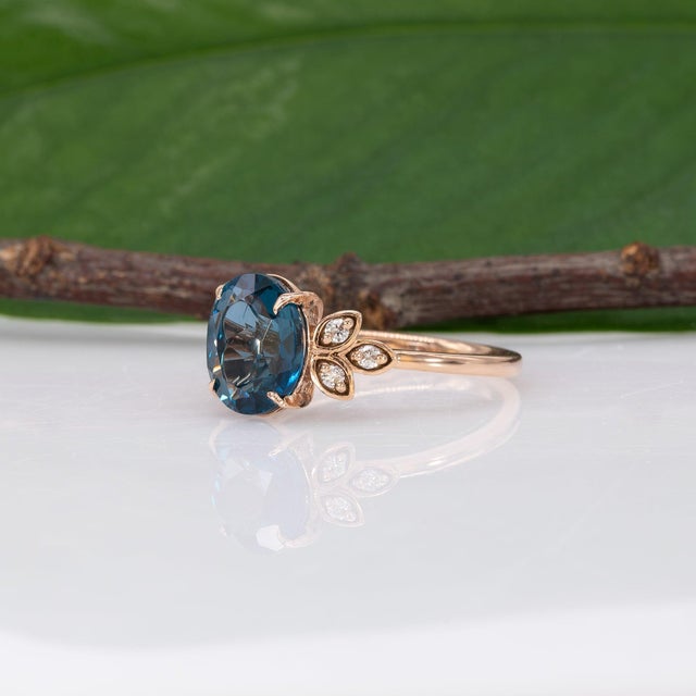 Metal 3.2Ct London Blue Topaz Ring With Earth-Mined Diamond Accents: Solid 14k Gold, Size 6.75 For Sale - Image 7 of 10