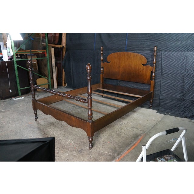 Antique Early American Colonial Style Mahogany 4 Post Acorn Finial Full Size Bed For Sale - Image 6 of 18