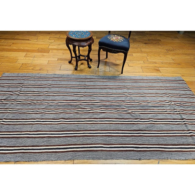 Vintage Turkish Kilim Rug, Handwoven Wool, Gray & Maroon Stripes, 5x10 For Sale - Image 10 of 11