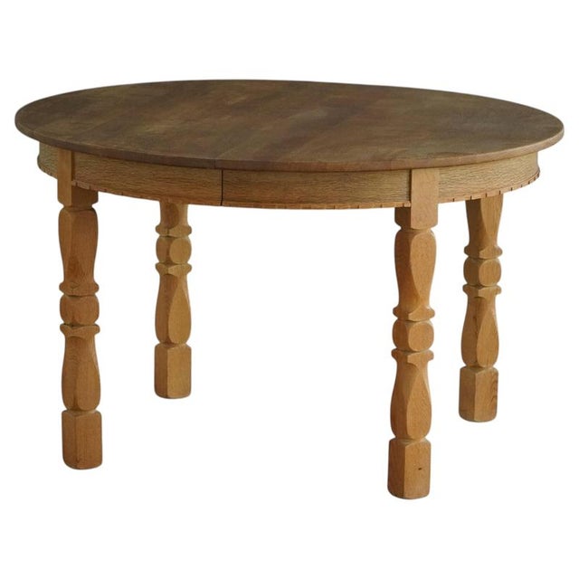 Mid-Century Modern Danish Round Extendable Oak Dining Table, 1960s For Sale - Image 18 of 18