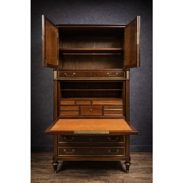Louis XVI Parisian Guillotine Secretaire in Mahogany and Gilt Brass For Sale - Image 6 of 7
