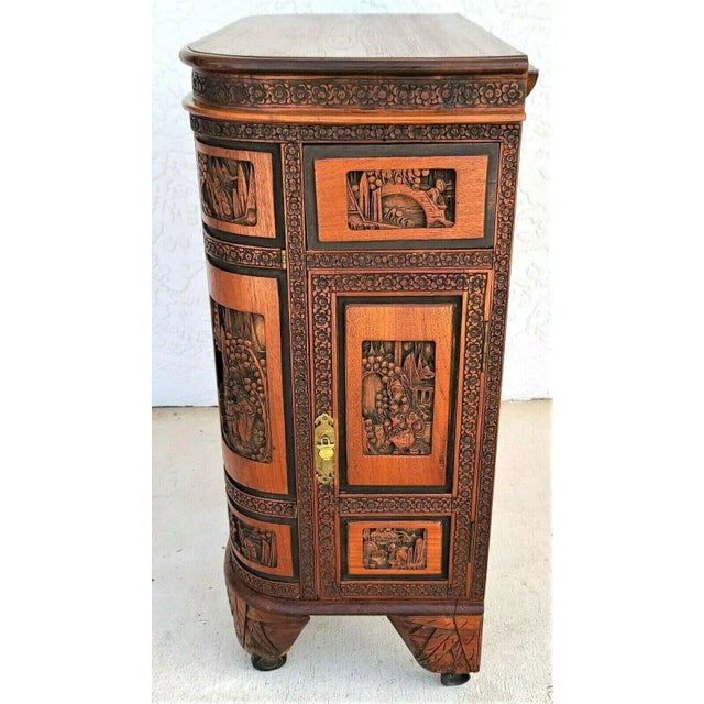 Brown Asian Camphor Wood Dry Bar Cabinet Mid Century Chinoiserie For Sale - Image 8 of 12