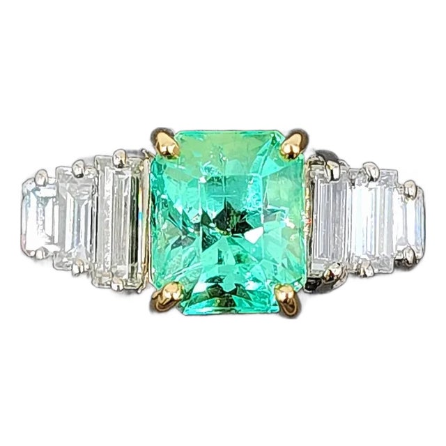 2.25 Ct Gia Certified Colombian Emerald & Diamond Ring Size 4.5 For Sale