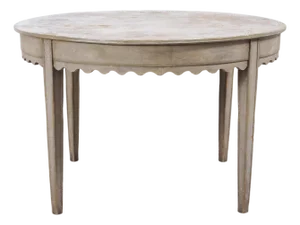 19th Century Venetian Painted Center Table With Scalloped Apron