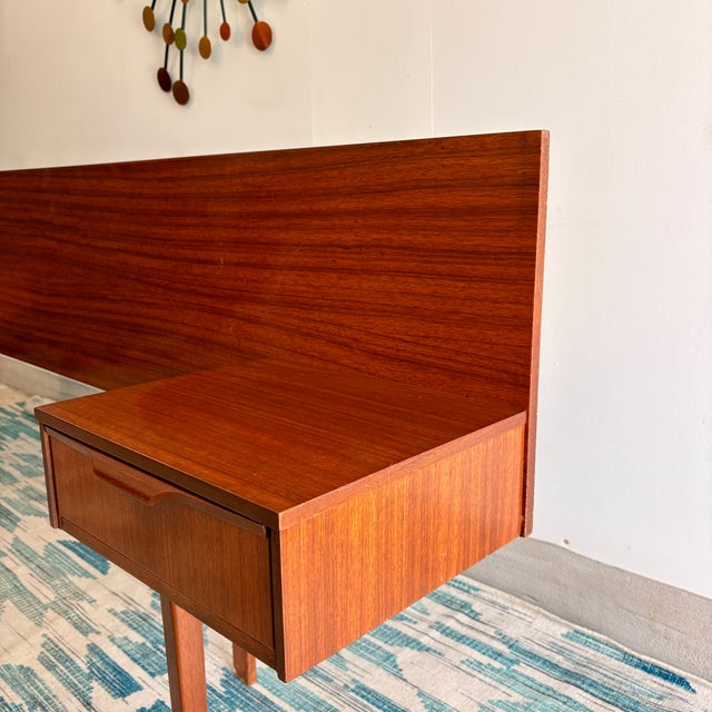 Mid-Century Modern 1970s Mid-Century Austinsuite Teak Queen Headboard With Integrated Nightstands For Sale - Image 3 of 9