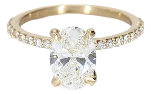 18k Yellow Gold Engagement Ring With Lab-Grown Oval Diamond - Size 5.25