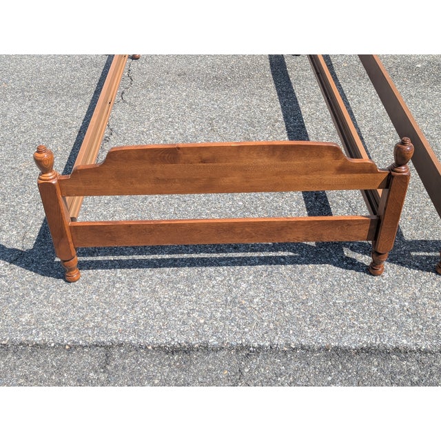 Pair of 1960s Ethan Allen Solid Baumritter Maple Twin Size Bedframes For Sale - Image 9 of 15