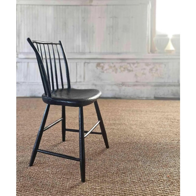American Windsor Chairs Antique - A Pair For Sale - Image 3 of 6