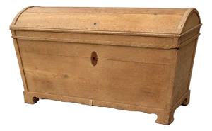 Southern Chippendale Yellow Pine Blanket Chest, 18th Century