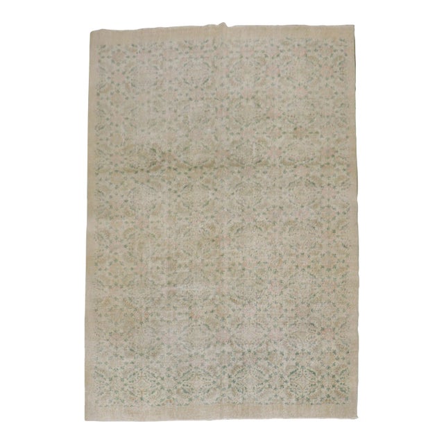 Mid 20th Century Vintage Turkish Worn Rug, 6'10'' X 10'4'' For Sale