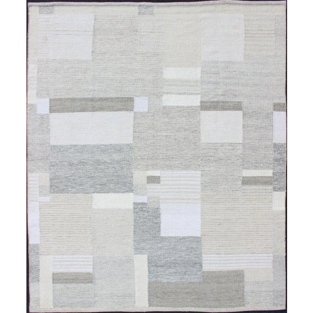 Modern Scandinavian Flat-Weave Rug Design in Gray, Beige, Creams & White Tones For Sale - Image 13 of 13