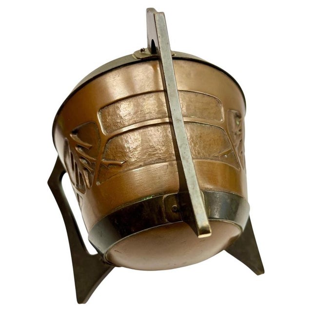 Arts & Crafts Copper and Brass Contianer in the style of Carl Deffner, Esslingen, 1900 For Sale - Image 3 of 8