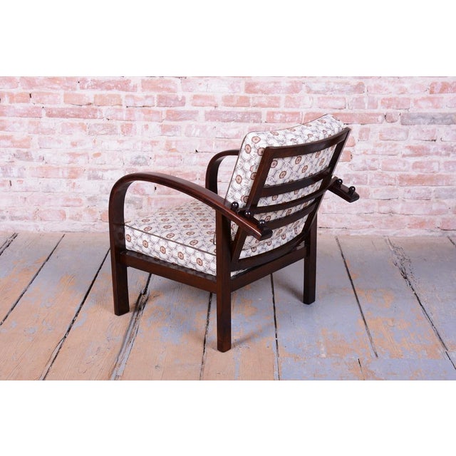 Czech Art Deco Adjustable Armchair in Beech from Thonet, 1920s For Sale - Image 3 of 17