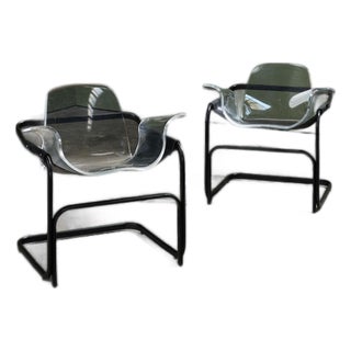 Cantilever Lounge Chairs in Acrylic, Leather and Steel by Paolo Tilche for Arform Brasil, 1970s, Set of 2 For Sale