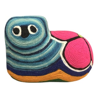 Vintage Iris Apfel Owned Mexican Huichol Folk Art Multicolored Yarn Spirit Animal Cat Figure / Statue / Sculoture For Sale