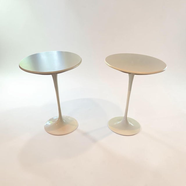 Mid-Century Modern 1980s Pair of Authentic Knoll International Saarinen Oval Tulip Side Tables For Sale - Image 3 of 12
